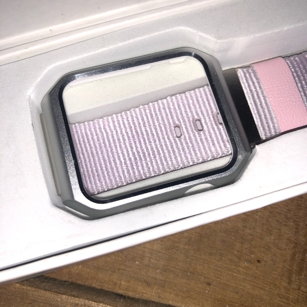 38mm/42mm Lavender Rose Band For Apple Watch - Picture 4 of 4